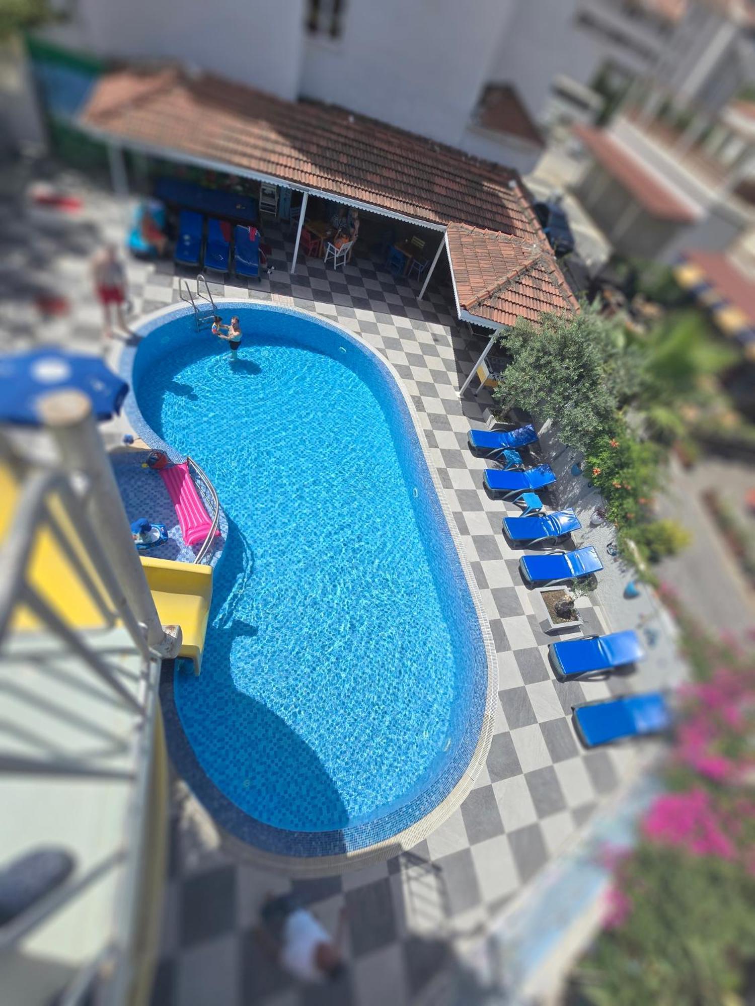 Diamant Otel Side Exterior photo
